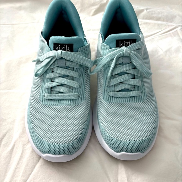 Kizik Women's Mint Green Sneakers Size 7.5 Wide - Picture 3 of 12